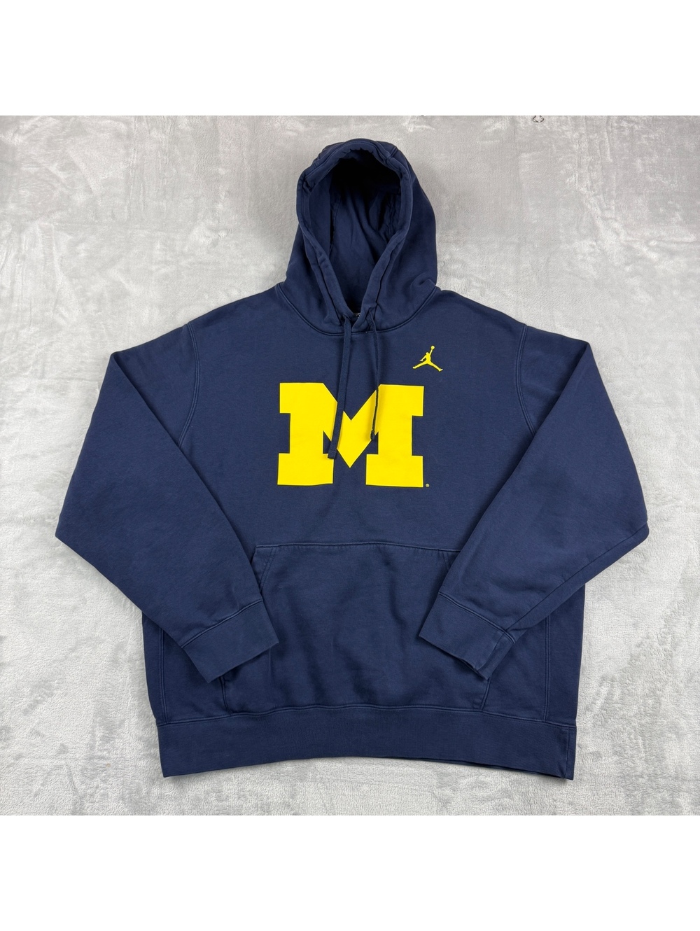 Nike Air Jordan Michigan Wolverines Men's L Navy Blue Yellow Jumpman Hoodie NCAA